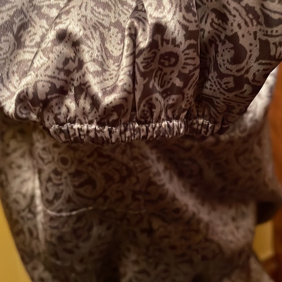 Pursuits, Ltd. Silver Button-Down Belted Shirt - Size 14 - Picture 5 of 9